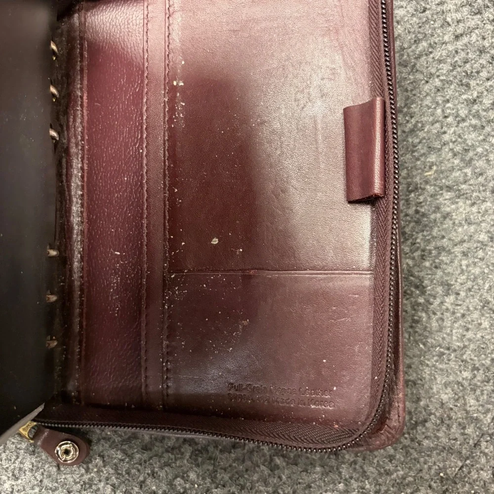 Franklin Covey Burgundy Leather 6 ring planner